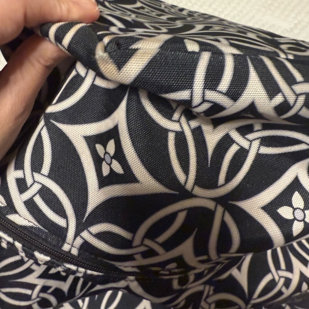 Vera Bradley Tote Lighten Up Expandable Travel Bag Black DN Without a long strap - Picture 13 of 13